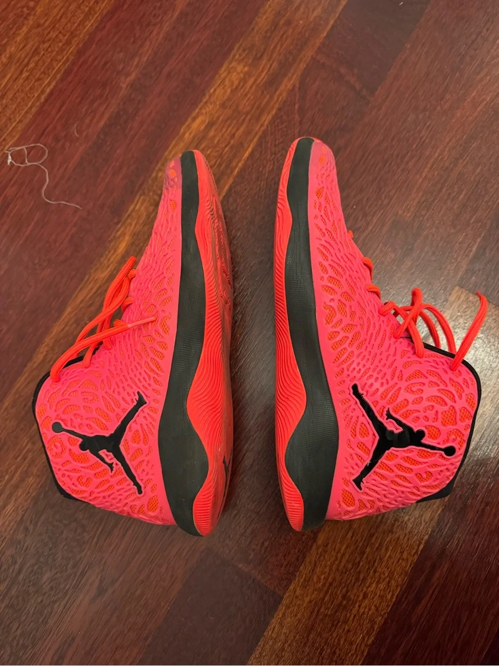 NIKE AIR JORDAN ULTRA.FLY JIMMY BUTLER INFRARED SNEAKER